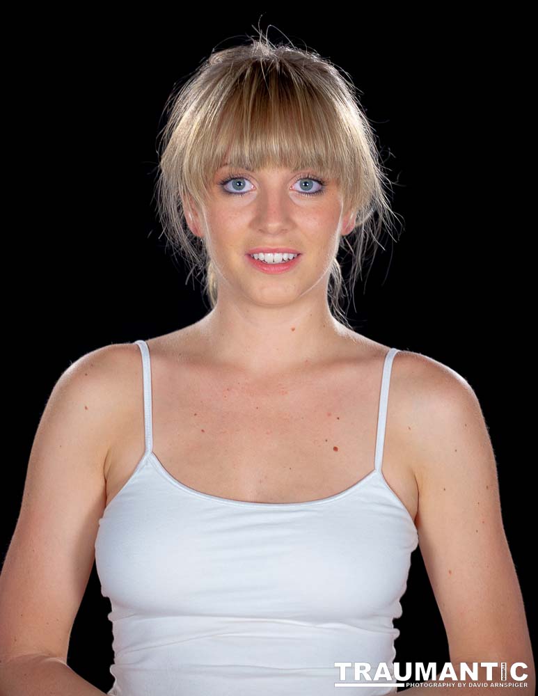 I met T'Lane through a session I shot for a friend of hers on Manhattan Beach. She was absolutely gorgeous and I was thrilled that she agreed to shoot with me.